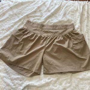Baggy shor shorts- HUAEMANSHU brand- Tan color- size 4XL